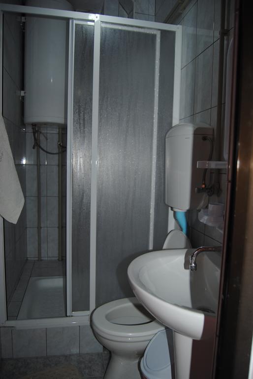 Joleski Accommodation 奥赫里德 外观 照片