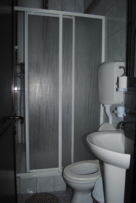 Joleski Accommodation 奥赫里德 外观 照片